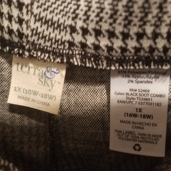 Terra & Sky black and white plaid pants - Picture 7 of 7